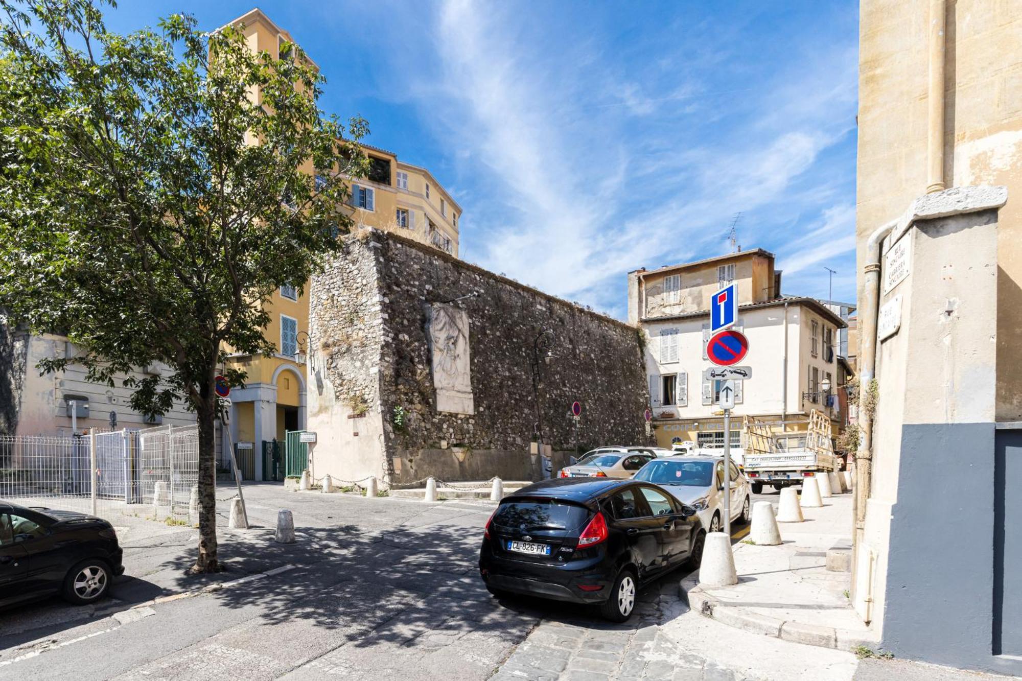 شقة 2 Bdrs & Parking In The Old Town ! نيس المظهر الخارجي الصورة
